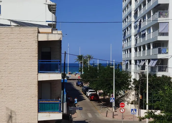 !Sonrie, Estas En Gandia ! A Solo 100M De La Playa Para 6 Personas!